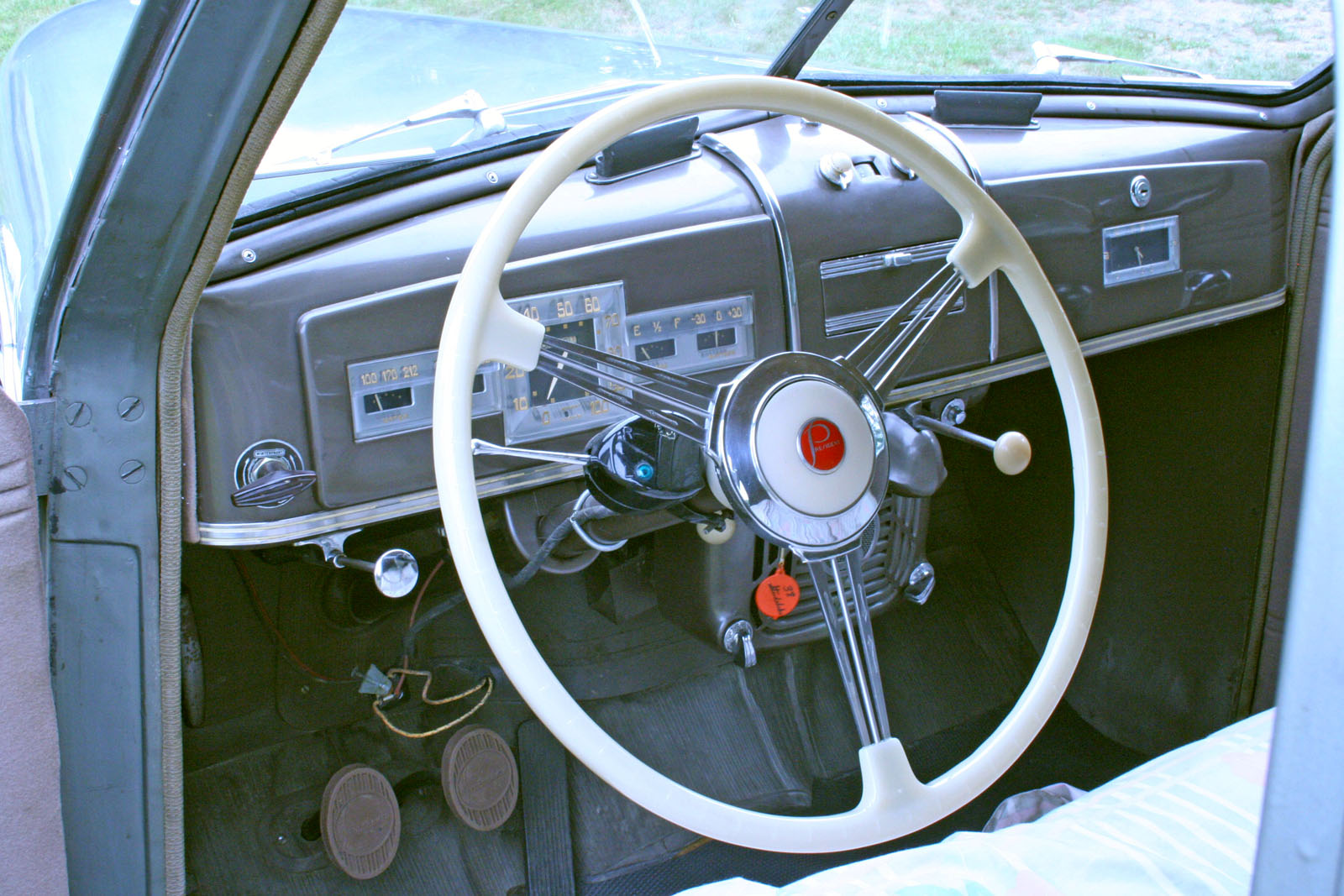 1938 Studebaker President - additional view