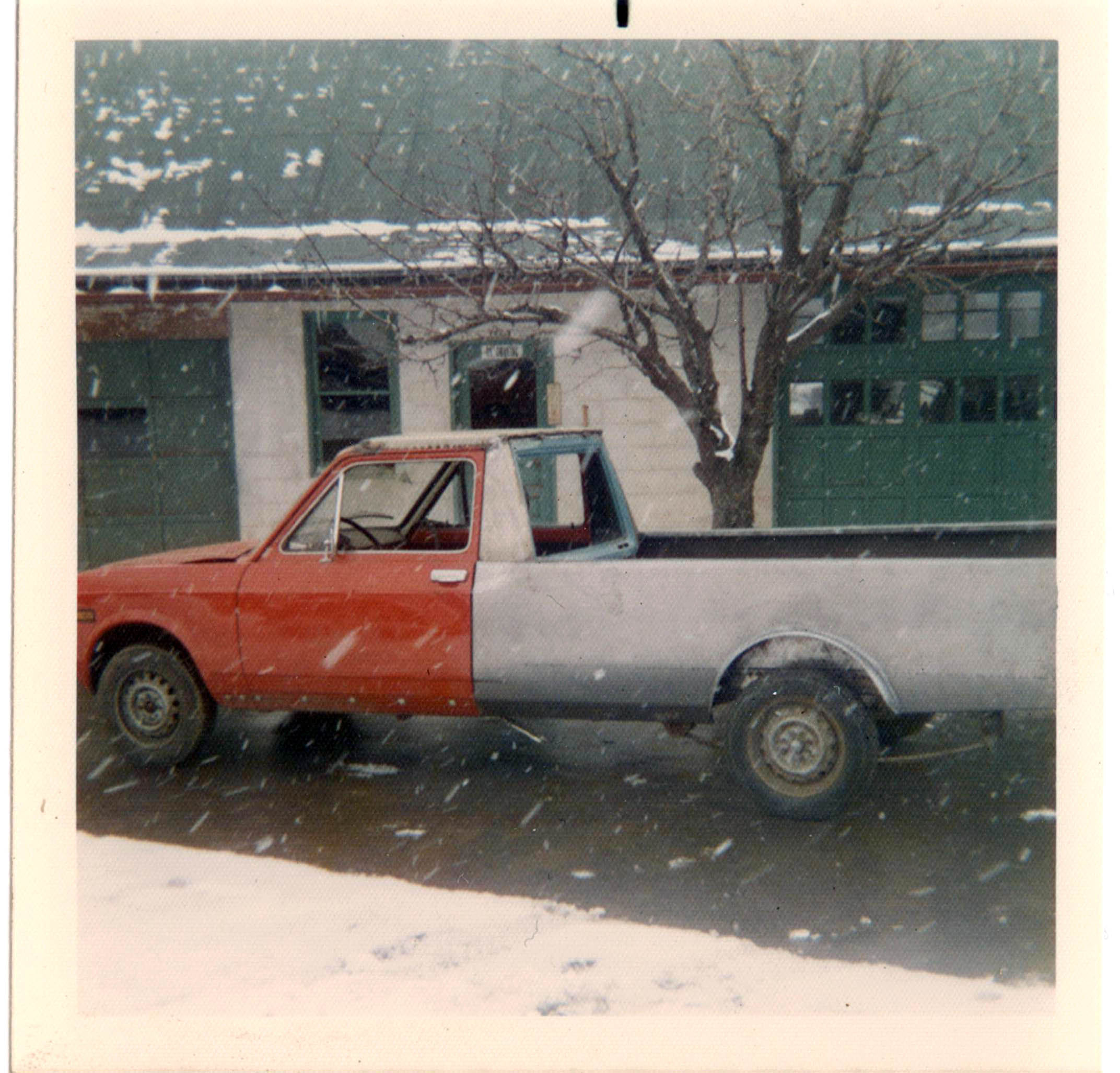 1972 FIAT Pickup - engine detail