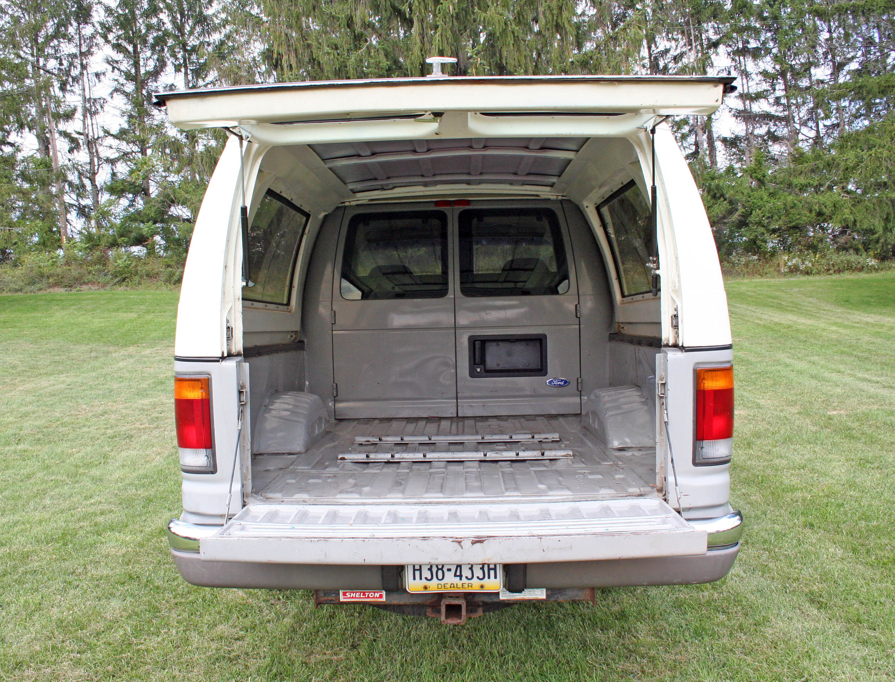 1993 Magellan Van - additional view
