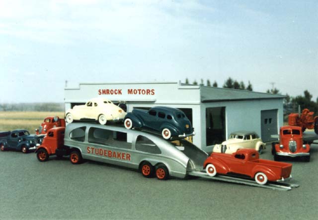 1938 Car Carrier Set & Garage